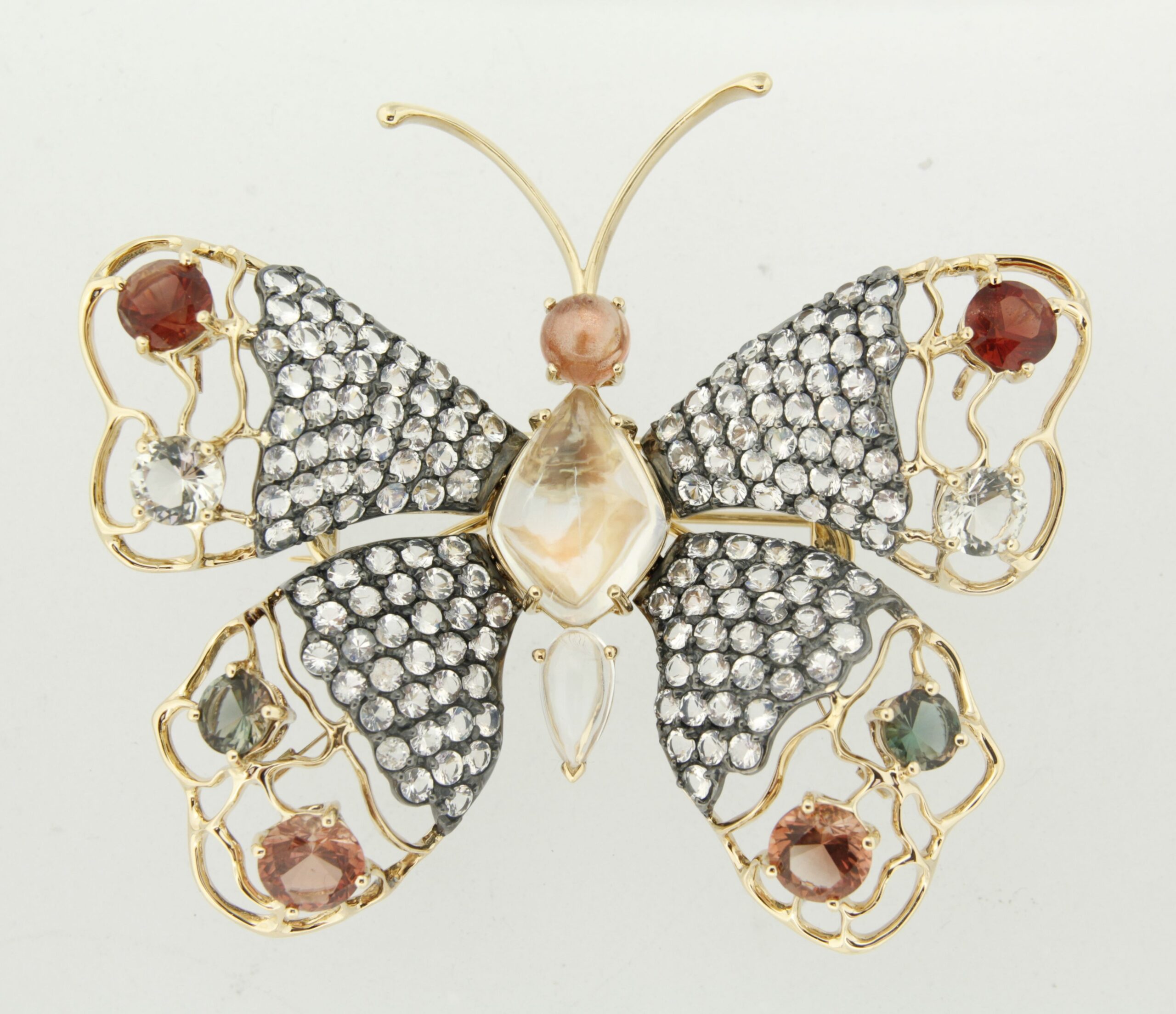 Multi-stone butterfly brooch Design Classique Bangkok